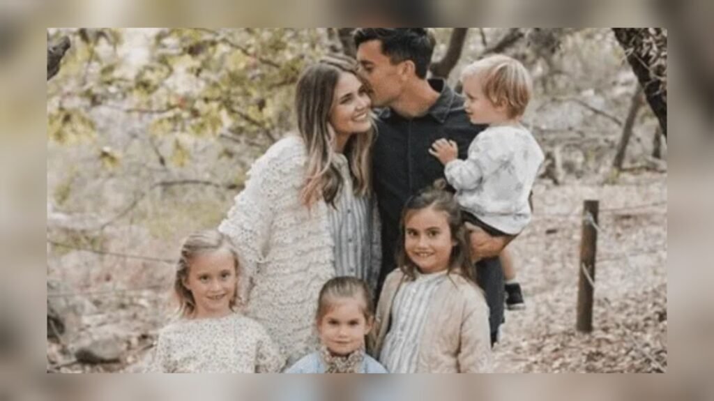 Mallory Plotnik: A Quiet Force Behind Faith and Fame 4 1002278194