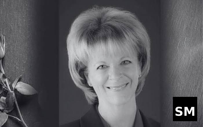 Black and white portrait with rose.